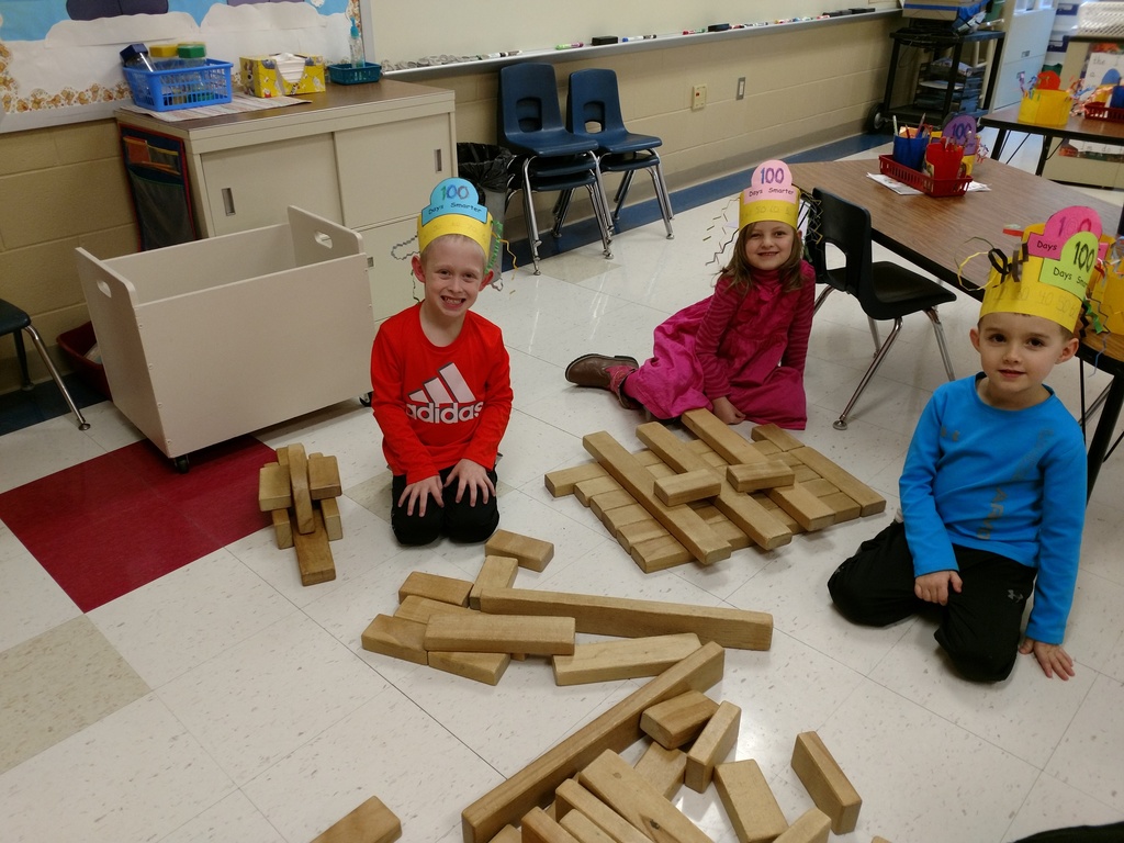 Kindergarten had fun building with 100 items and making a 100 piece snack on the 100th day of school on January 31st